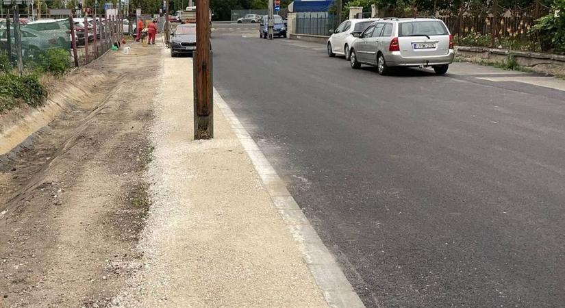 Elkészült az utca Adyváros szélén - Egy hónapig dolgoztak a felújításon