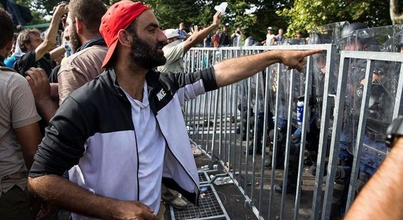 Küszöbön a migrációs paktum, hazánknak is komoly árat kell fizetnie