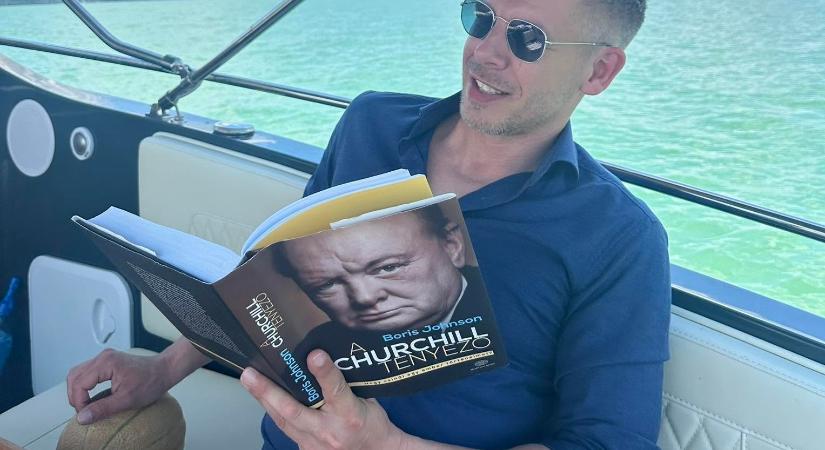 Ungváry Zsolt: Churchill mosolya