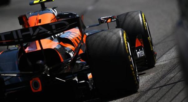Érzi az ügyfélcsapatság hátrányát a McLaren