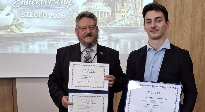 Vasi siker: első díjat nyert dr. Takács Márton a fiatal gyógyszerészek versenyén