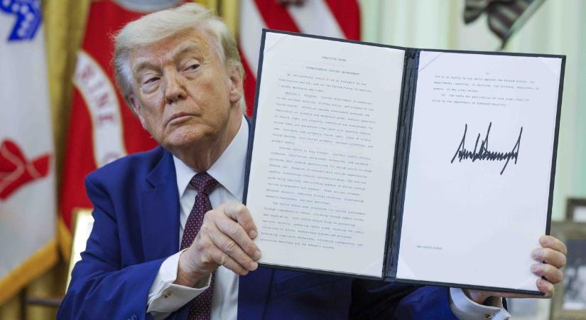Trump szerint célegyenesben az Iránnal való egyezség, ami után nyílhat a Hormuzi-szoros