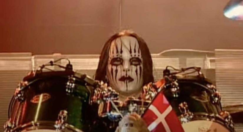 A nap, amikor Lars Ulrich kiugrott egy helikopterből landolás közben, és köddé vált