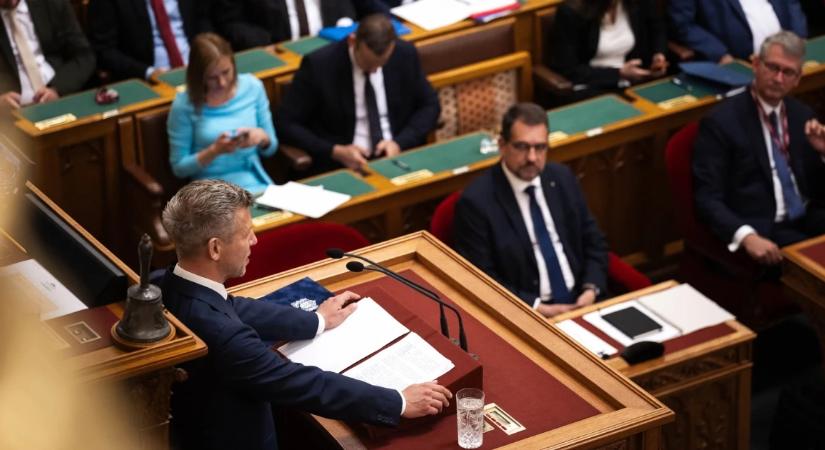 Megindulhatnak az uniós milliárdok? Átfogó törvénycsomagot nyújtott be a kormány