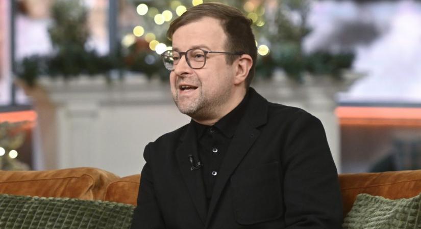 Almási-Tóth András a 24.hu-nak az őt ért vádak kapcsán: Sajnálom, ha figyelmetlen voltam, és Attila nem érezte ki a humort a kijelentésekből