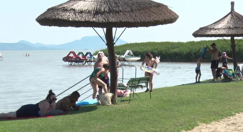 Balatoni Turizmus Szövetség: a balatoni strandok felkészülten várják a partra érkező vendégeket