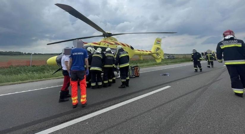 Mentőhelikopter érkezett a gyerekekhez az M1-es balesetnél, kiderült, milyen sérüléseket szenvedtek