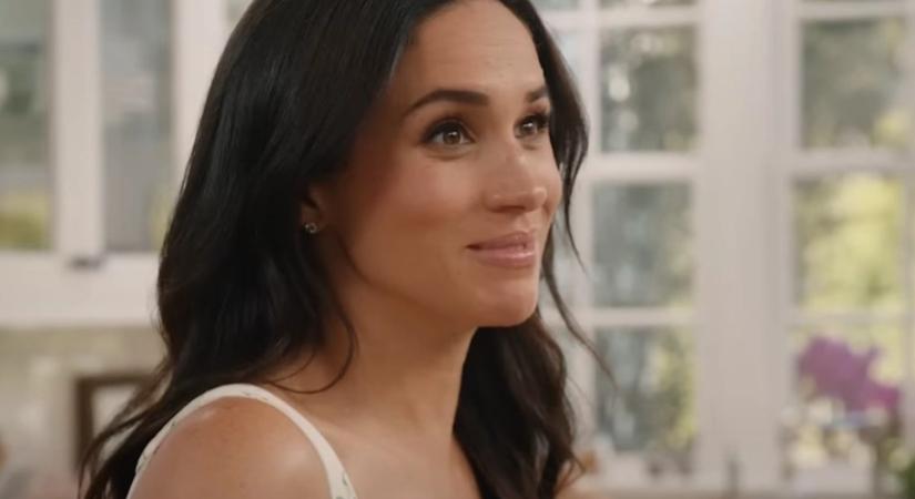 Meghan Markle kedvenc nyári trükkje idén is működik: így viseld elegánsan a rövidnadrágot