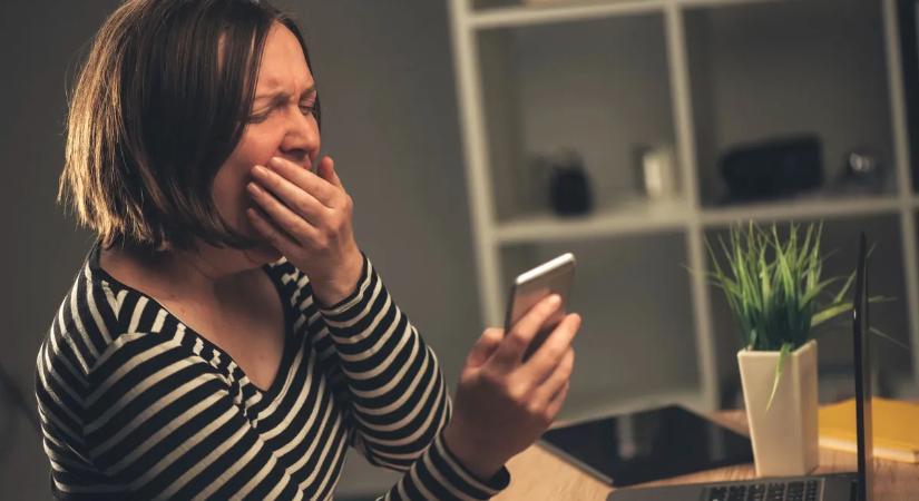 Folyton hulla fáradt vagy? Ez a két vitamin hiányzik a testedből