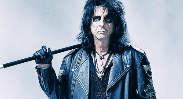Egy arizonai férfi juttatta vissza Alice Cooper elveszett hitelkártyáját (videó)