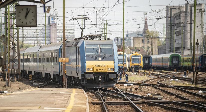 A MÁV szerint a legnagyobb hőségben az Intercity-kocsik kevesebb mint fele tudja megbízhatóan hűteni az utasteret