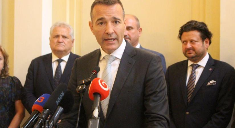 Nem tárgyalt a parlament Drucker leváltásáról