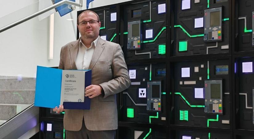 Elsőként vett részt a magyar civil felsőoktatásból a NATO kiberbiztonsági jogi képzésén a Széchenyi István Egyetem oktatója