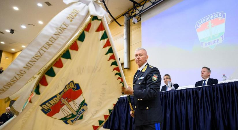 Mecser Tamás nem fogja tizennégy emelet magasból szemlélni, mi történik a rendőrség mindennapjaiban