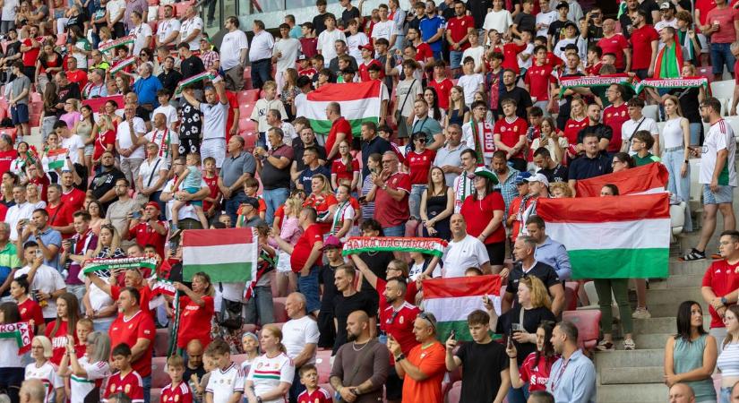 Keresd magad a fotókon! Telt ház előtt játszott Magyarország Kazahsztán ellen a debreceni Nagyerdei Stadionban