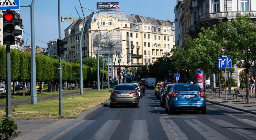 Júniusban lejár a határidő: 170 ezer autóst fenyeget a forgalmi engedély elvesztése