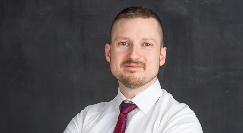 Váratlan javaslat a polgármestertől: új pótlékkal oldanák meg a rendőrök nehéz anyagi helyzetét a fővárosban