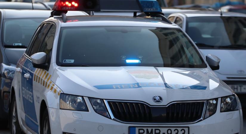Most érkezett: rendőröknek hajtott egy ámokfutó autós a budai várnegyedben