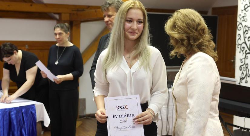 A legmenőbb tanárokat, és a legrátermettebb diákokat köszöntötték Kaposváron