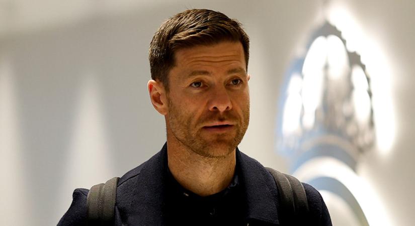 Xabi Alonso 70 millió eurót kínál az FC Barcelona alapemberéért
