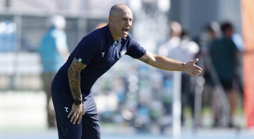 Egy repülőgép-szerencsétlenség áldozatainak emlékéért is harcolna az üzbég futballválogatott