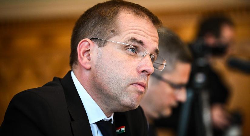 Rendkívüli ülést kezdeményezett az uniós források miatt Ruff Bálint