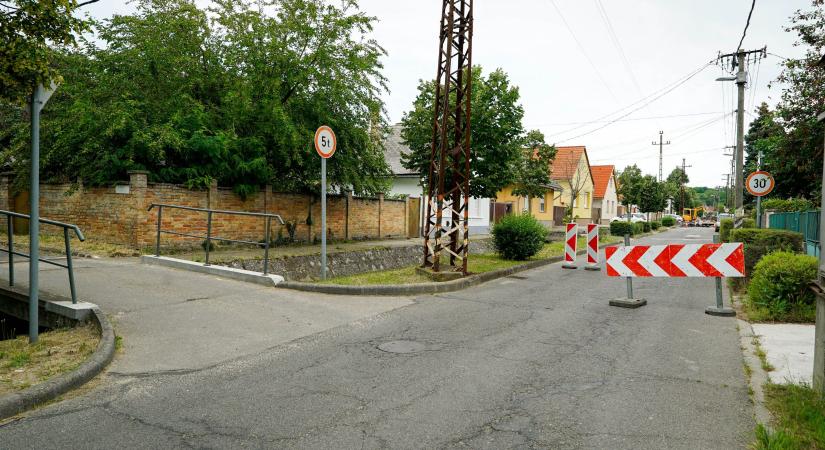 Tájékoztatás – Útlezárás a Petőfi utcában!