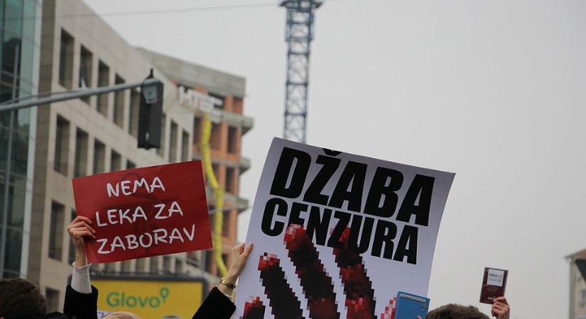 Nem lehet végzős bálja ötszáz újvidéki egyetemistának