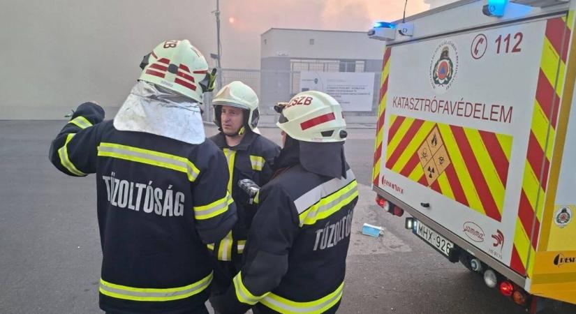 Új információk érkeztek a nyírbátori tűzesetről – továbbra is zajlanak a munkálatok