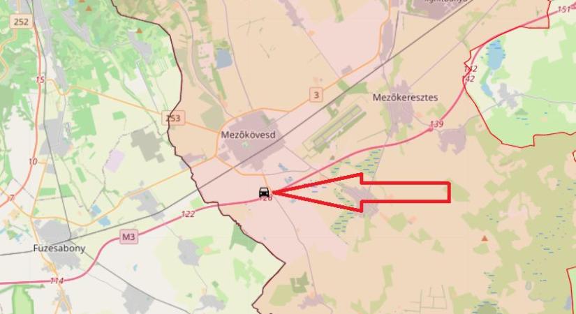 Autók karamboloztak az M3-ason