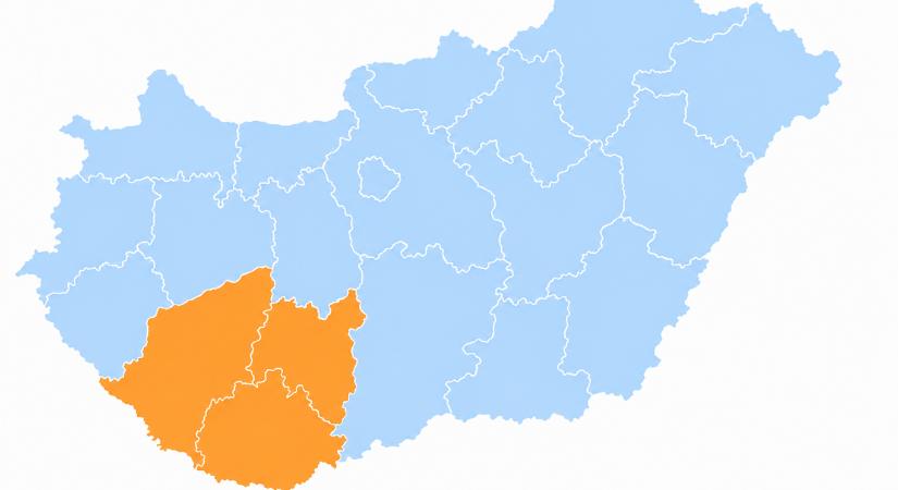 Narancssárga riasztást adtak ki három megyére, éjjel heves zivatarok csaphatnak le az országra