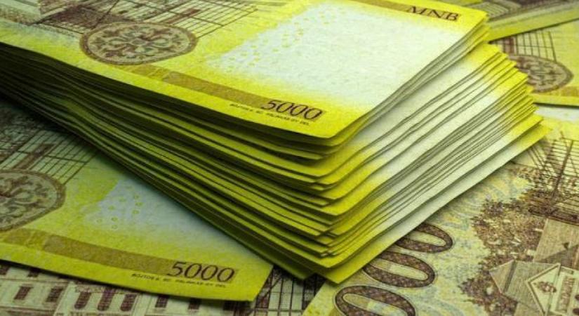 Nem volt kedve elmozdulni ma a forintnak