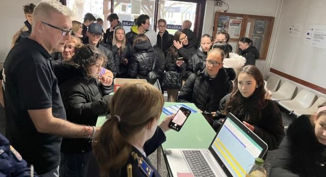 Közelebb a rendőri hivatáshoz – Szakmai nap pályaválasztó fiataloknak