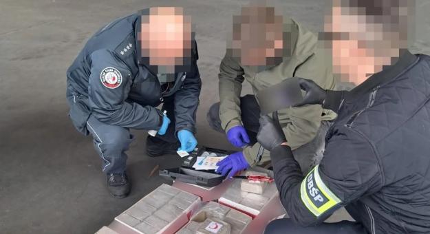 Lengyelországban nagyszabású műveletet hajtottak végre a heroincsempészet ellen