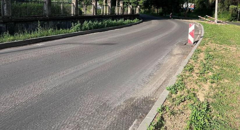 Nem véletlenül marják fel az aszfaltot a zalai városban: új részletek derültek ki a felújításról