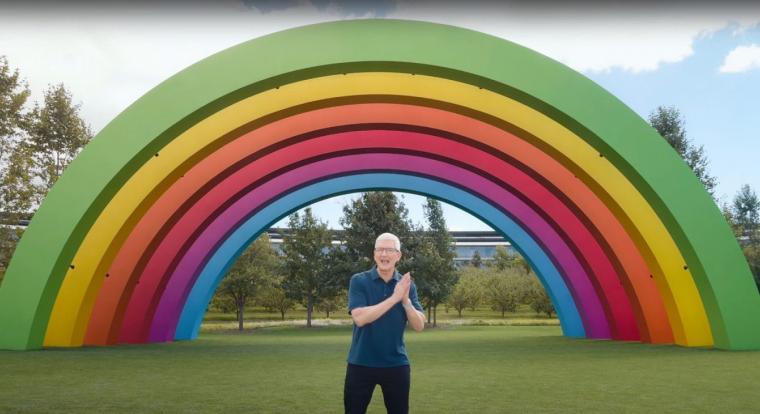 Tim Cook celebekkel búcsúztatta legendás Apple-köszönését