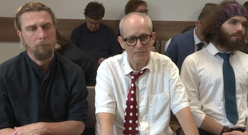 Hat év után döntött a bíróság Szász János és a bangladesi sziámi ikrek ügyében