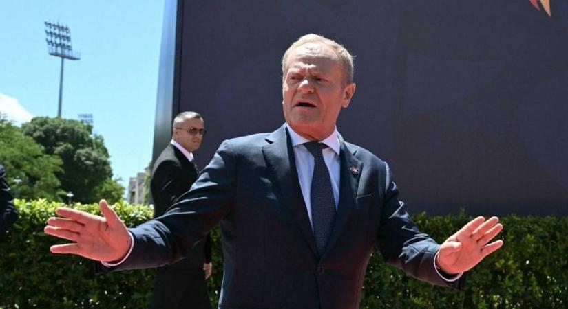 Donald Tusk: Lengyelországnak részt kell vennie az Ukrajnáról folytatandó tárgyalásokon