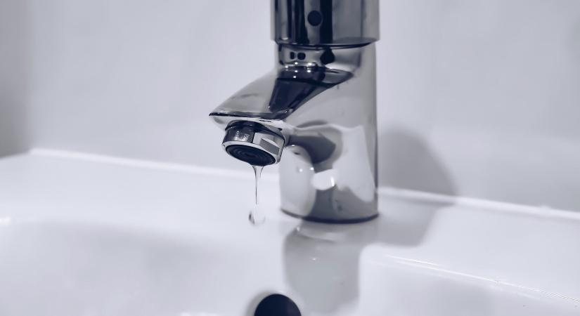 Annyi ólom van a csapvízben a Corvinus Egyetem főépületében, hogy nem alkalmas a fogyasztásra