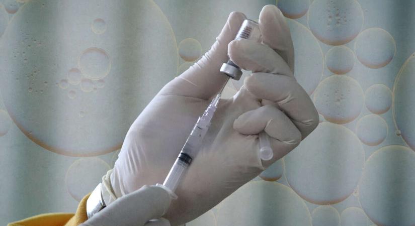 Elkezdték tesztelni embereken az injekciót, amely visszafordíthatja a sejtek öregedését