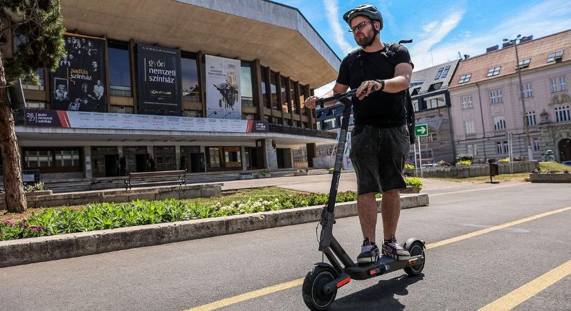 Szabályoznák az elektromos rollereket az utakon - Ezért van erre szükség a szakértő szerint