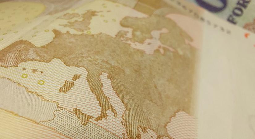 Még mindig sokba kerülhet a forint gyengülése
