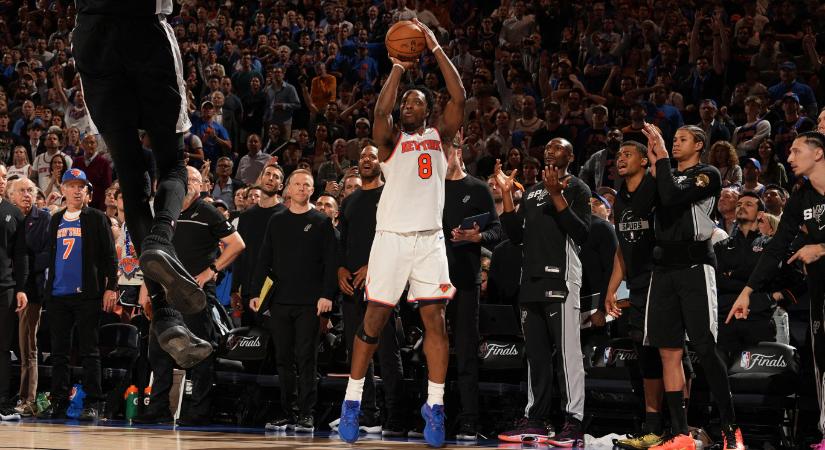 Rekordot jelentő, 29 pontos hátrányból fordított a New York Knicks az NBA nagydöntőjének negyedik meccsén