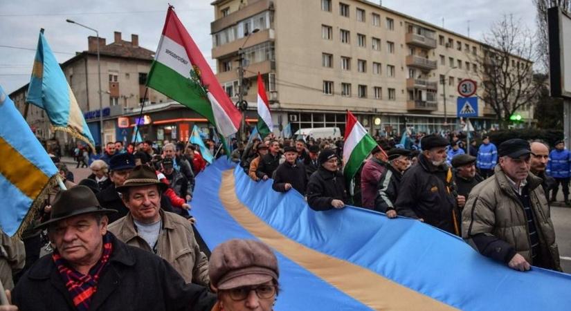 Megdöbbentő új felmérés: kétszer annyi román támogathatja Székelyföld autonómiáját, mint ahány erdélyi magyar