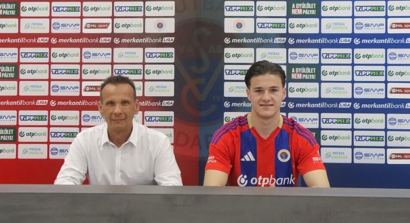 A DVSC tehetséges magyar kapusát igazolta le a Vasas