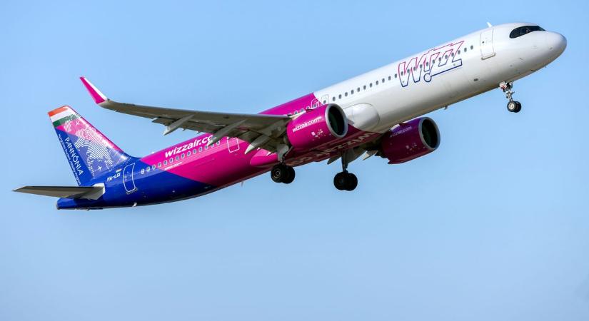 Vészhelyzet a fedélzeten? Váratlanul eltérítették a Wizz Air egyik repülőgépét Somogy felett