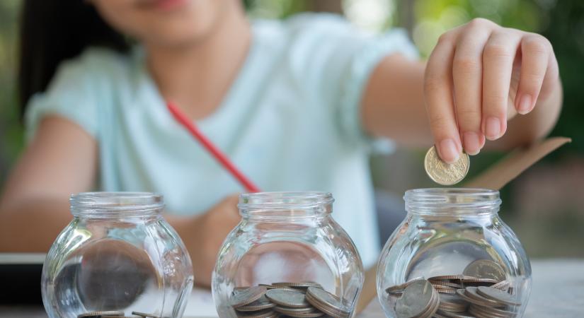 A gyermektelenek és az egygyermekesek húzták a rövidebbet, állítja a GKI