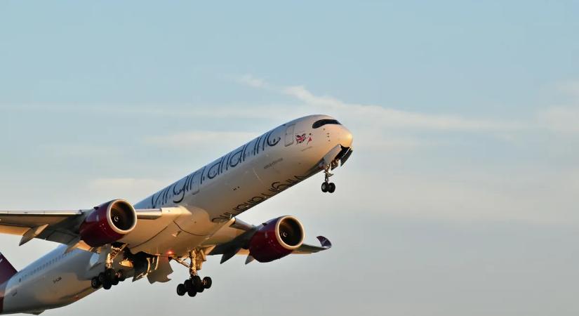 „Apu, miért érzem úgy, hogy meghalok?” – 3500 kilométeres rémálommá vált a luxusnyaralás egy megőrült utas miatt