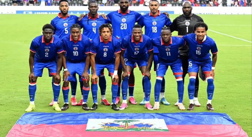 Nem felelt meg a FIFA-nak Haiti meze, pár nappal a vb kezdete előtt változtatták meg a dizájnt