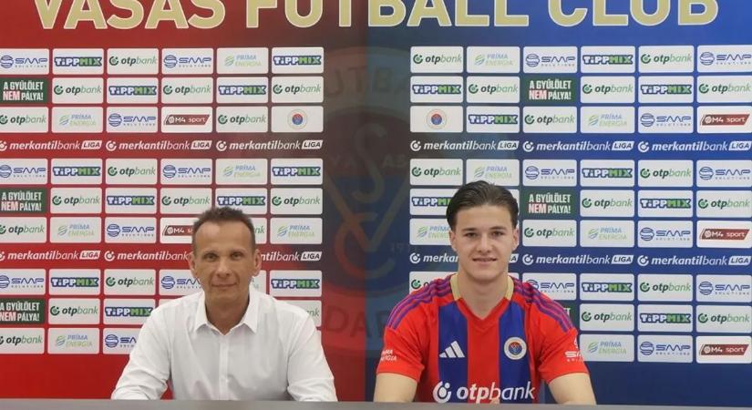 A DVSC-től szerződtetett U-válogatott játékost a Vasas